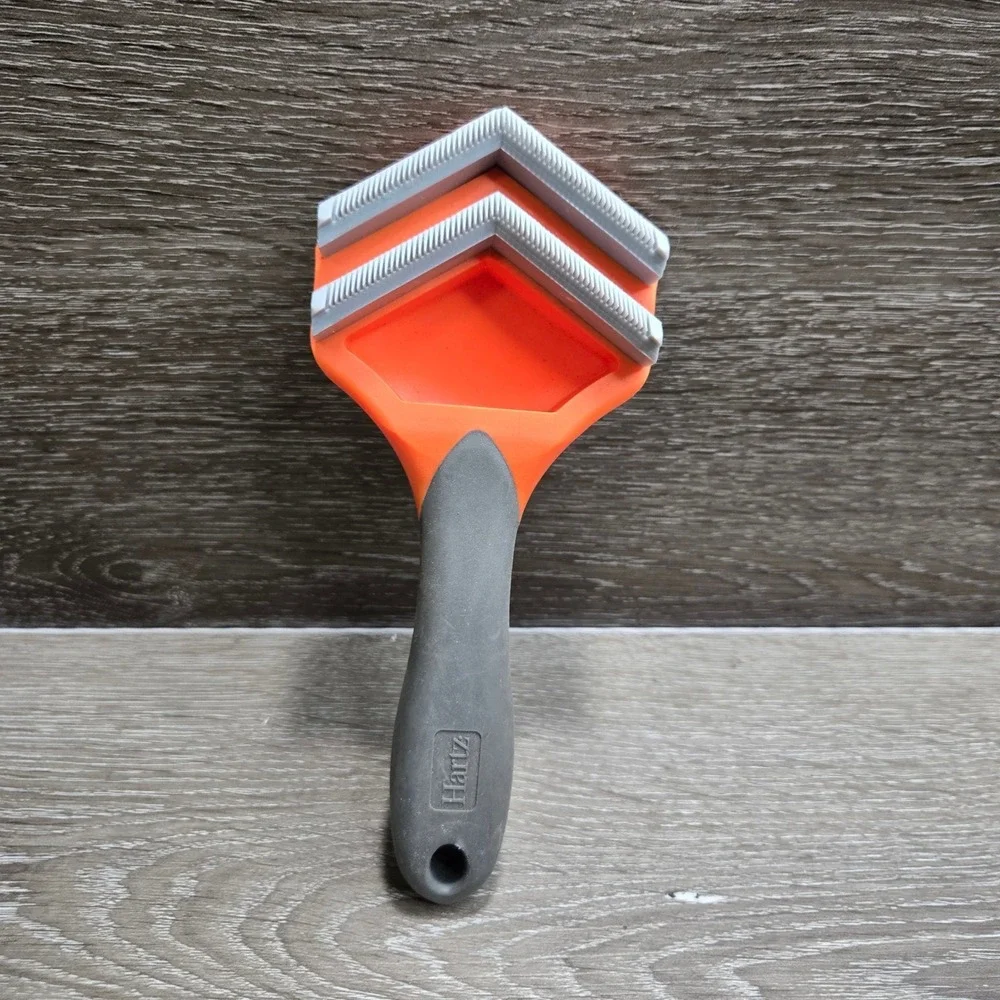 Hartz Groomers Best Fur Fetcher DeShedding Brush Dog Cat Orange Gray Tool